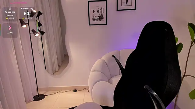 AmyWood online show from February 5, 3:16 pm