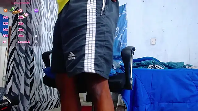 kilian xx online show from April 6, 4:32 am