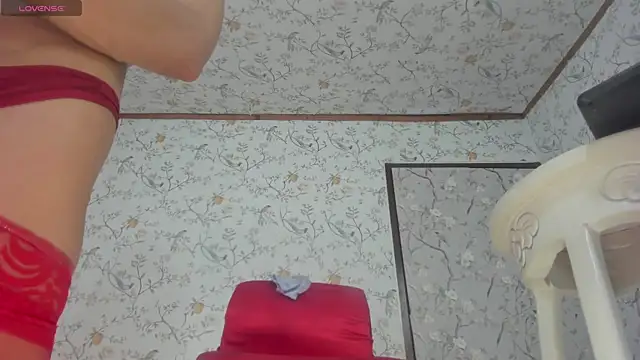 Snapshot of SEXYBABYGIRLTS chatting on July 20, 10:12 pm SEXYBABYGIRLTS online show from July 20, 10:12 pm