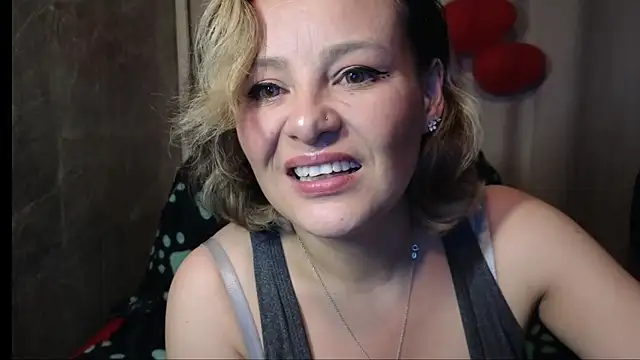 dagny-jo online show from March 6, 3:24 am