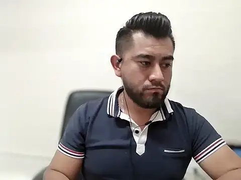 youmanhorny online show from April 15, 7:58 pm