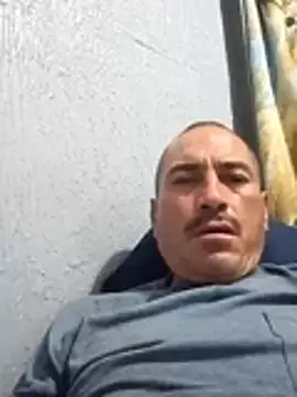 Pincheponcho online show from November 6, 8:15 am