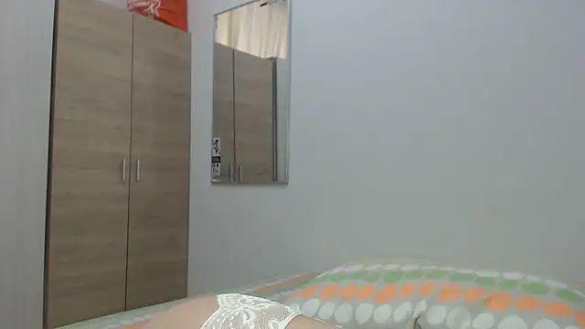 camilahot23 online show from January 31, 4:48 pm