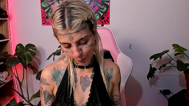 Snapshot of handipandapok chatting on March 8, 1:50 am handipandapok online show from March 8, 1:50 am