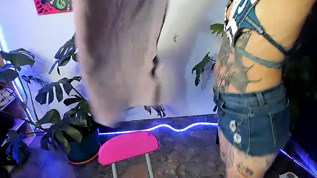 Snapshot of handipandapok chatting on March 18, 10:15 pm handipandapok online show from March 18, 10:15 pm