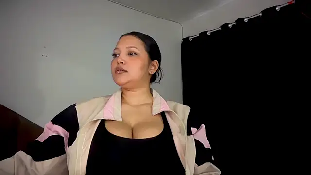 MarcellaGriffin online show from November 10, 9:25 pm