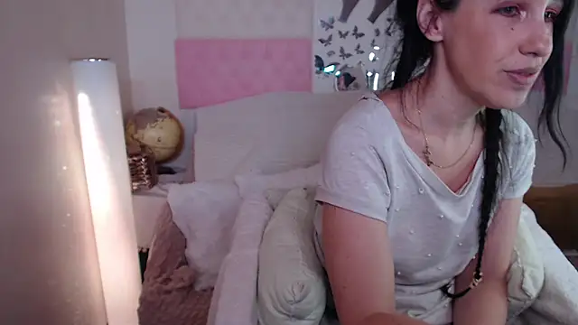 -carla- online show from November 26, 2:40 pm