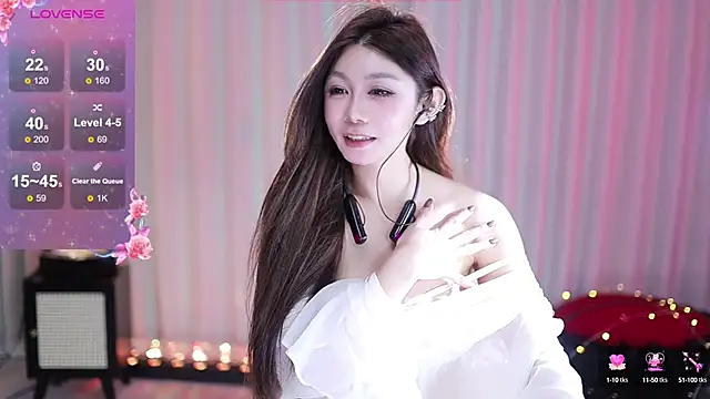 Snapshot of Angel-Bei-bei chatting on March 13, 5:50 pm Angel-Bei-bei online show from March 13, 5:50 pm