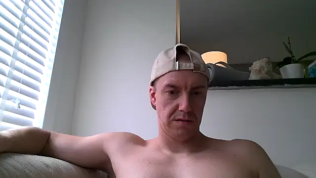 ploki2180 online show from October 5, 1:09 pm