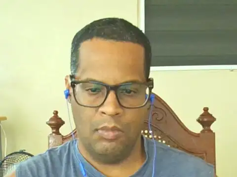 thesugar32 online show from March 26, 1:28 pm