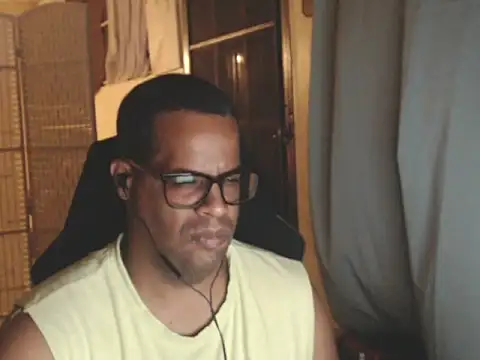 thesugar32 online show from April 3, 2:09 am