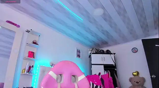 briitany hot online show from February 21, 8:05 pm