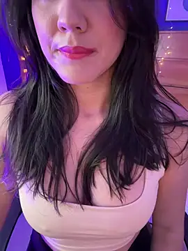 Snapshot of mahia_queen chatting on April 26, 10:57 am mahia queen online show from April 26, 10:57 am