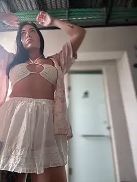 LilliThelo online show from March 4, 6:41 am