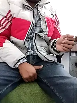 Snapshot of Theplesure007 chatting on March 3, 7:54 am Theplesure007 online show from March 3, 7:54 am