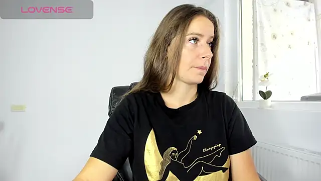 Snapshot of DiamondKay chatting on October 14, 8:26 am DiamondKay online show from October 14, 8:26 am