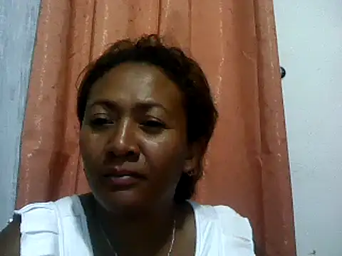 Snapshot of sexyladii chatting on December 15, 4:48 pm sexyladii online show from December 15, 4:48 pm