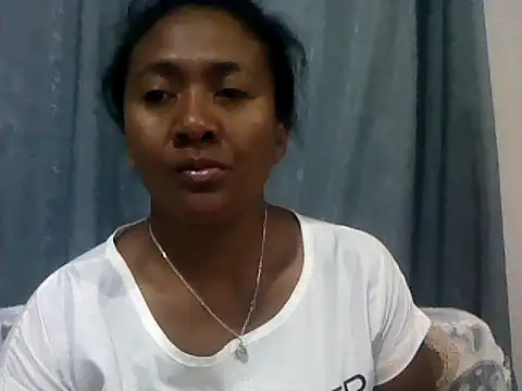 Snapshot of sexyladii chatting on October 7, 4:37 pm sexyladii online show from October 7, 4:37 pm