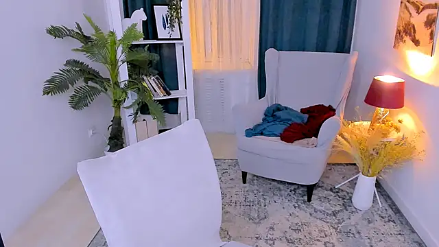 Laly Peach online show from March 7, 6:21 am