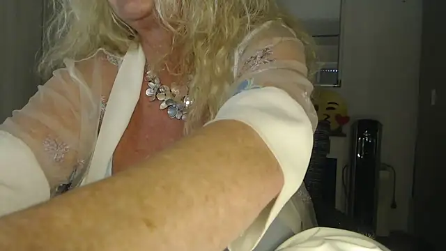 THESensualhorny online show from March 4, 12:44 pm