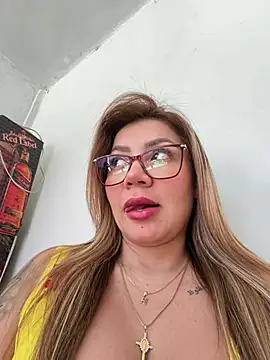 DIANITA 1988 online show from July 7, 7:07 pm