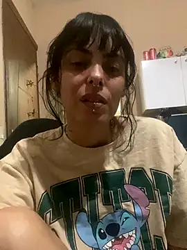 Snapshot of Sarah-safada chatting on November 22, 3:05 am Sarah-safada online show from November 22, 3:05 am