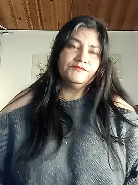 Snapshot of salomexlove_20 chatting on May 14, 1:40 pm salomexlove 20 online show from May 14, 1:40 pm