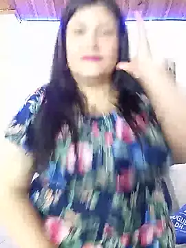 Snapshot of salomexlove_20 chatting on May 16, 1:43 pm salomexlove 20 online show from May 16, 1:43 pm