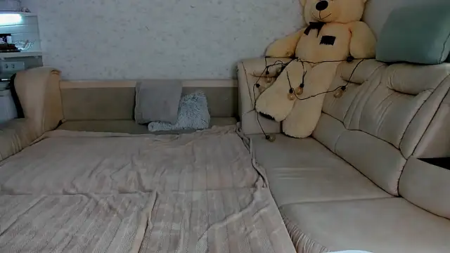 Snapshot of Your_Masha chatting on March 13, 10:15 am Your Masha online show from March 13, 10:15 am