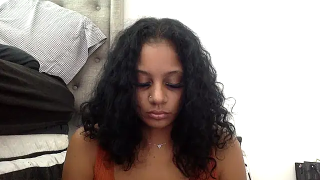 pinksugarxx online show from October 19, 8:42 pm