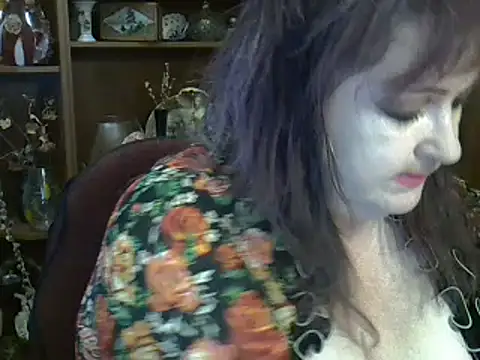 ElenaZed online show from March 6, 5:43 pm