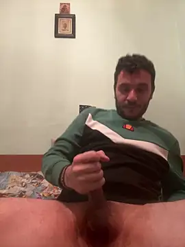Snapshot of AlexandruUK chatting on February 24, 9:02 pm AlexandruUK online show from February 24, 9:02 pm