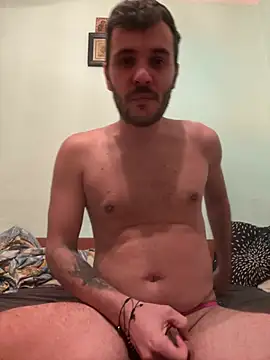 Snapshot of AlexandruUK chatting on March 2, 12:13 am AlexandruUK online show from March 2, 12:13 am