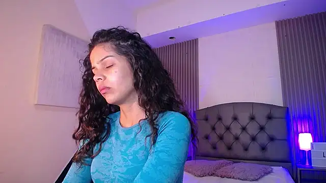 ximena diaz online show from March 10, 7:29 pm