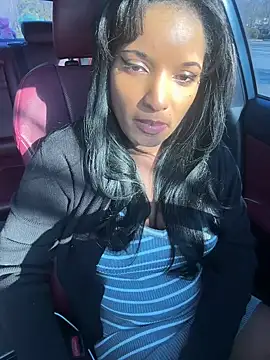 NicoleCocksXXX online show from February 2, 8:51 pm