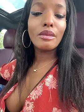 NicoleCocksXXX online show from April 4, 7:55 pm