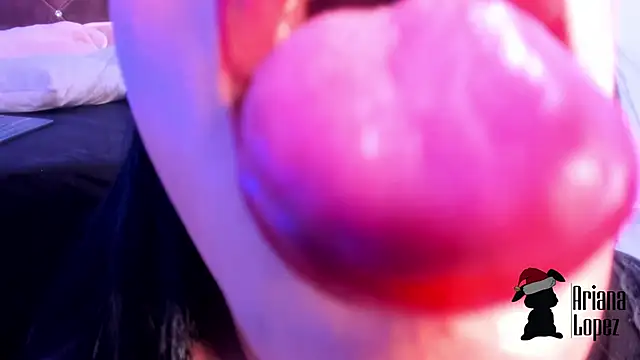 Snapshot of Ariana_lopezz chatting on January 9, 12:30 pm Ariana lopezz online show from January 9, 12:30 pm