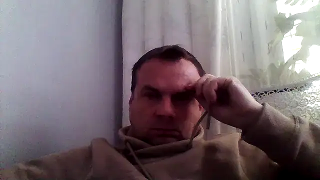 grzes19763 online show from April 15, 8:43 am