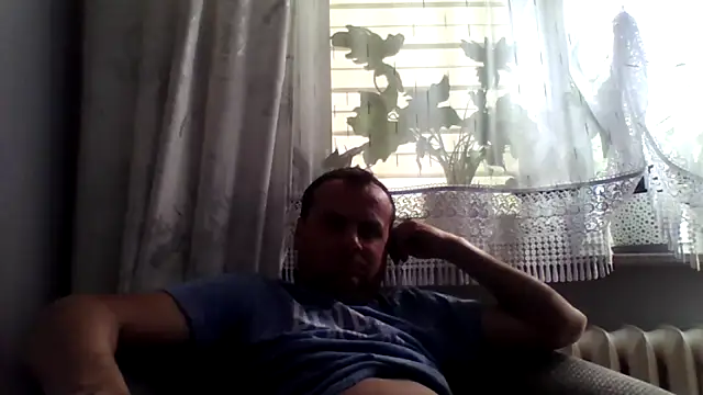 grzes19763 online show from June 6, 1:49 pm
