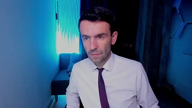 SteveTiger online show from October 26, 3:29 pm