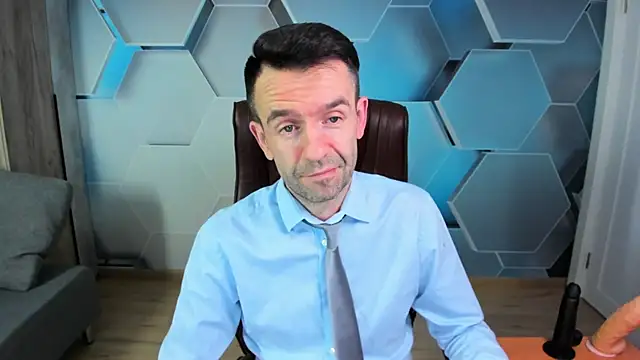 SteveTiger online show from March 15, 3:23 am