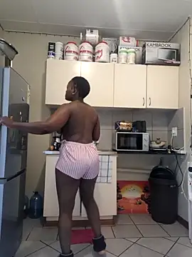 FitSelina66 online show from April 4, 7:28 am