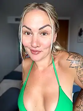 Snapshot of NastyMilf_ chatting on July 14, 8:41 am NastyMilf online show from July 14, 8:41 am