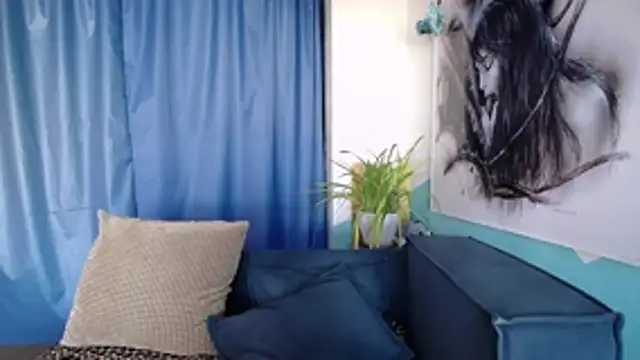 Snapshot of cornflower_mm chatting on April 28, 1:37 am cornflower mm online show from April 28, 1:37 am