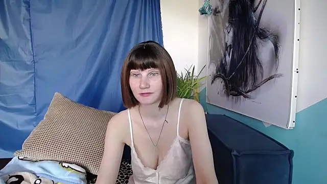 Snapshot of cornflower_mm chatting on May 28, 1:47 am cornflower mm online show from May 28, 1:47 am