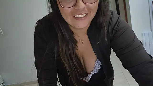 Snapshot of Ixchel_Anaid chatting on November 5, 12:05 pm Ixchel Anaid online show from November 5, 12:05 pm