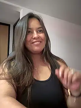 Snapshot of Ixchel_Anaid chatting on November 22, 6:40 pm Ixchel Anaid online show from November 22, 6:40 pm