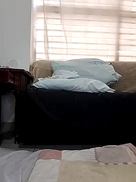 Snapshot of estrella_tasty chatting on September 12, 4:51 pm estrella tasty online show from September 12, 4:51 pm