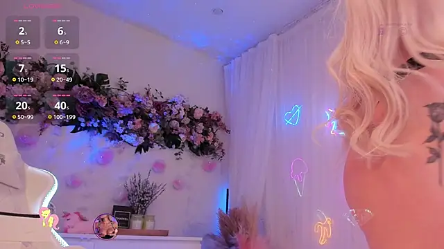 Mia Mi  online show from January 25, 2:04 am