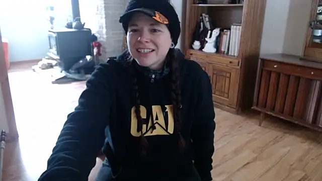 MarcyJones online show from January 31, 6:57 pm